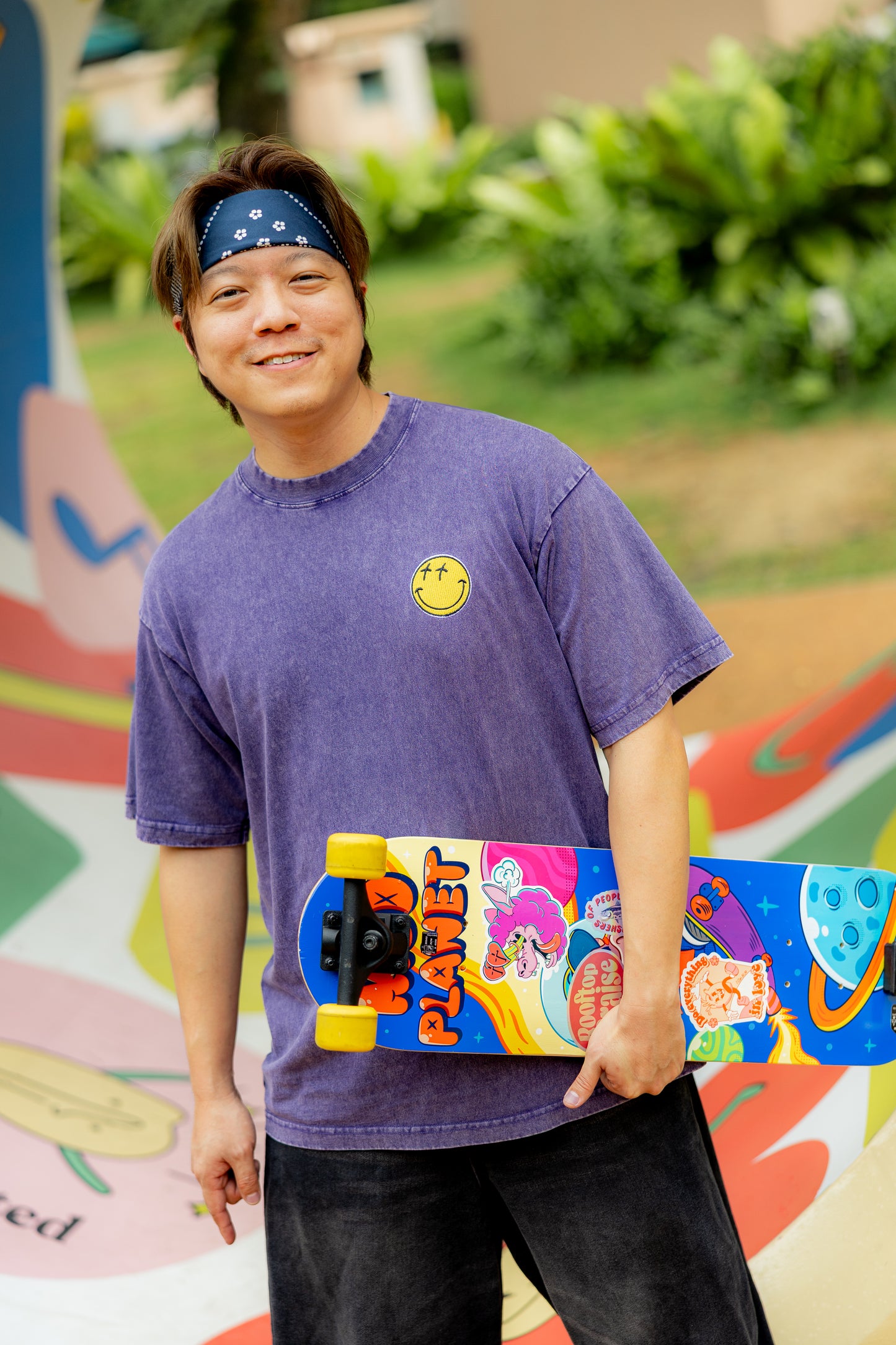 Fix Your Eyes, Folks! - Unisex Oversized Tee